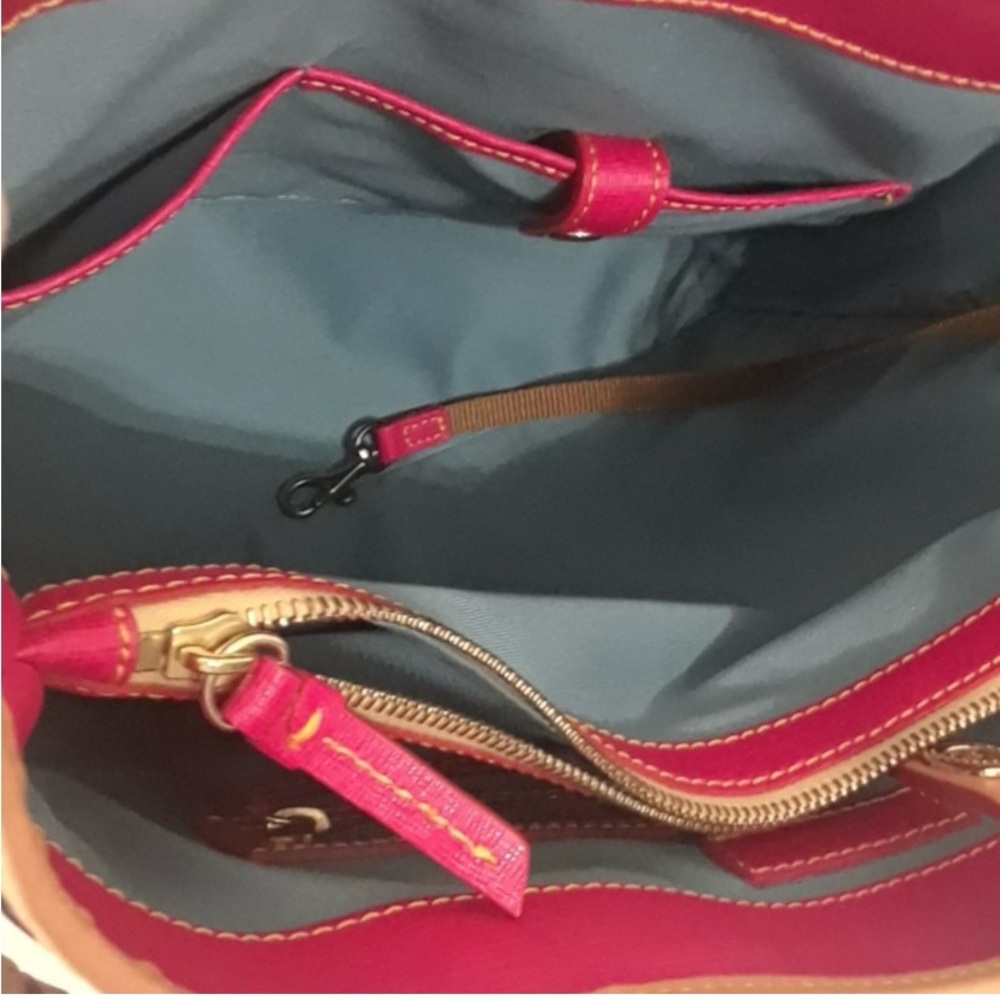 Dooney & Bourke Black Patent Leather and Tan Leather trim tote. Medium to Large. - Picture 5 of 8